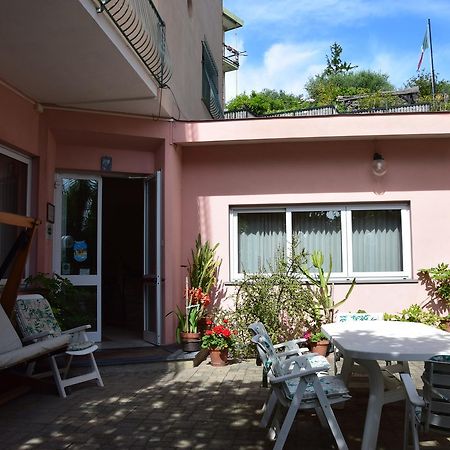 Hotel Pozzuolo Celle Ligure Exterior foto